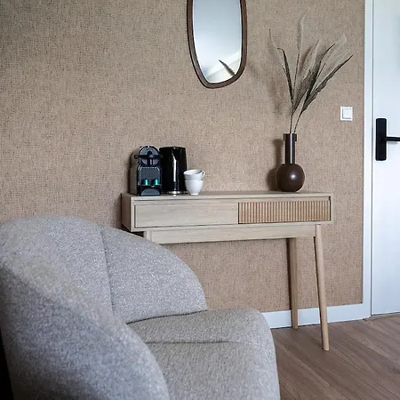 Private For 2, Shared Kitchen, Flexible Bed