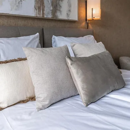 New Bedroom Near & Nature 別荘 ティルブルグ