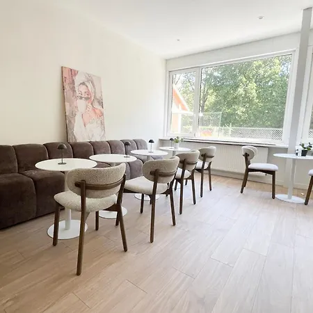 Apart-hotel Private For 2, Shared Kitchen, Flexible Bed Tilburgo