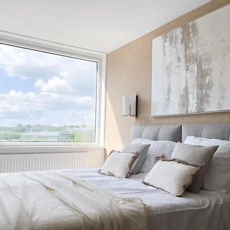 Private For 2, Shared Kitchen, Flexible Bed Apart-hotel Tilburgo