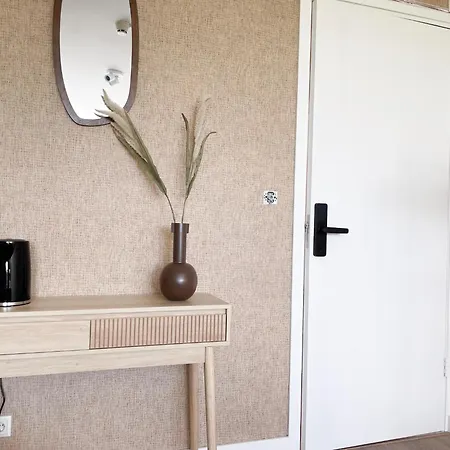 بيت للعطل Student-Friendly Bedroom Near Tilburg University