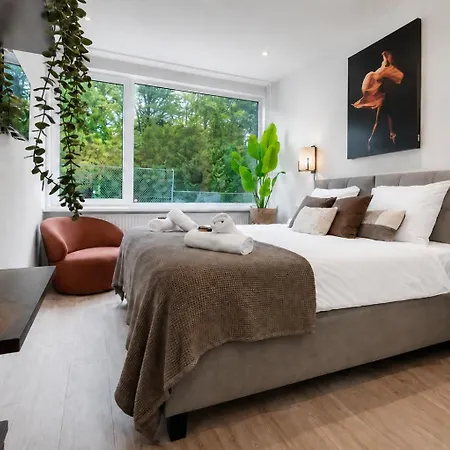 Apart-hotel Private For 2, Shared Kitchen, Flexible Bed Tilburgo