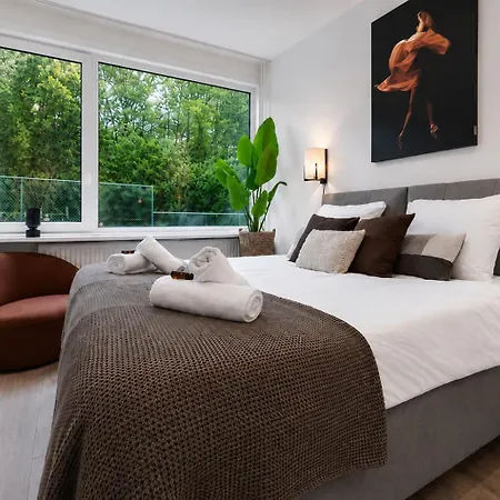 Private For 2, Shared Kitchen, Flexible Bed Apart-hotel *