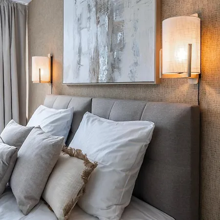 Private For 2, Shared Kitchen, Flexible Bed Apart-hotel *
