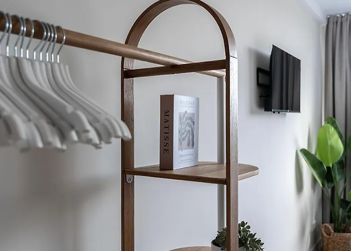 Student-friendly Bedroom Near Dom wakacyjny *