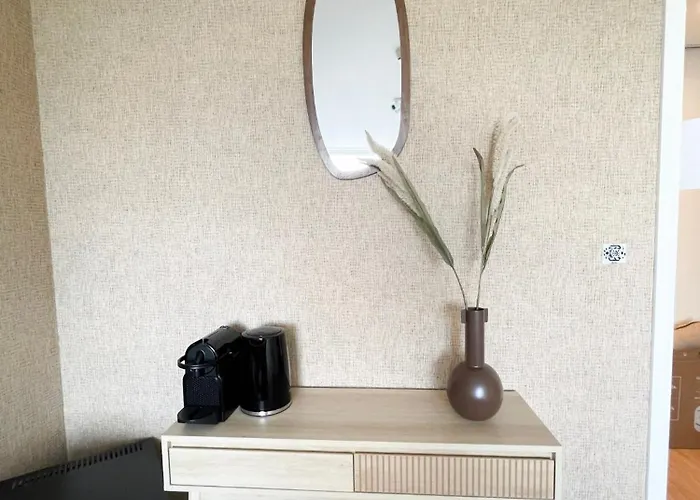 Student-Friendly Bedroom Near Tilburg University Σπίτι διακοπών