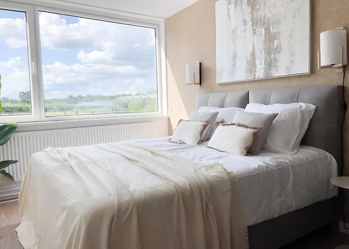 Student-Friendly Bedroom Near Tilburg University *