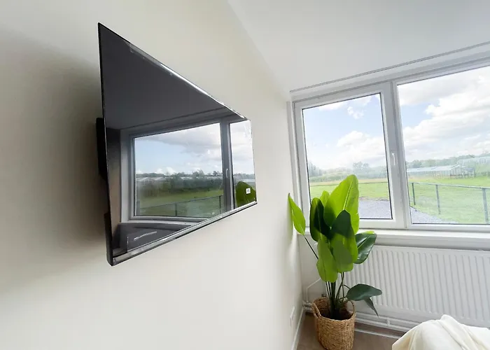 Student-friendly Bedroom Near Casa vacanze