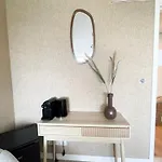 Student-friendly Bedroom Near Casa de Férias